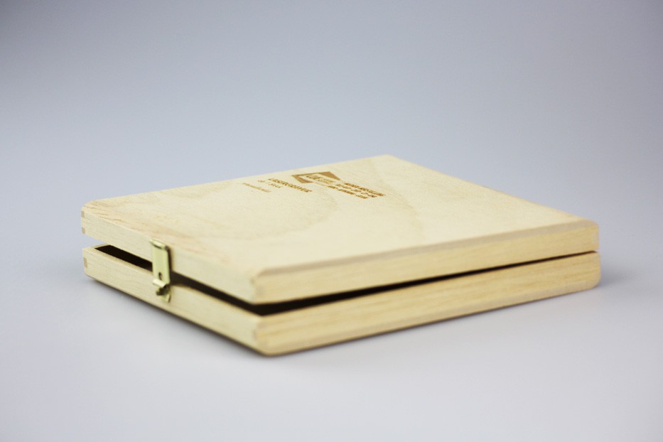 08_holzbox_cds_lasergravur